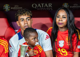 lamine yamal parents